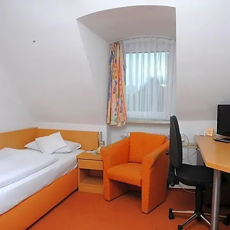 Hubertus Hotel 3*